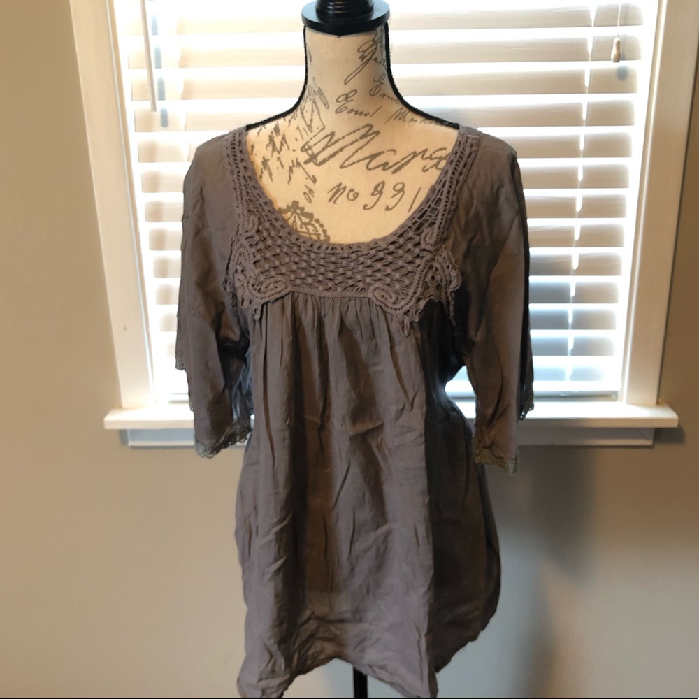 3 for $20 Flowy tunic top